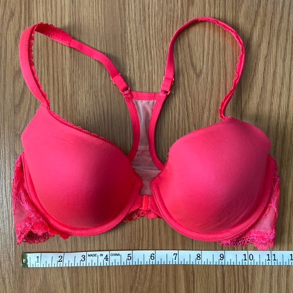 ❤️ Victoria’s Secret Racerback Perfect Coverage Bra 34C - Picture 3 of 8